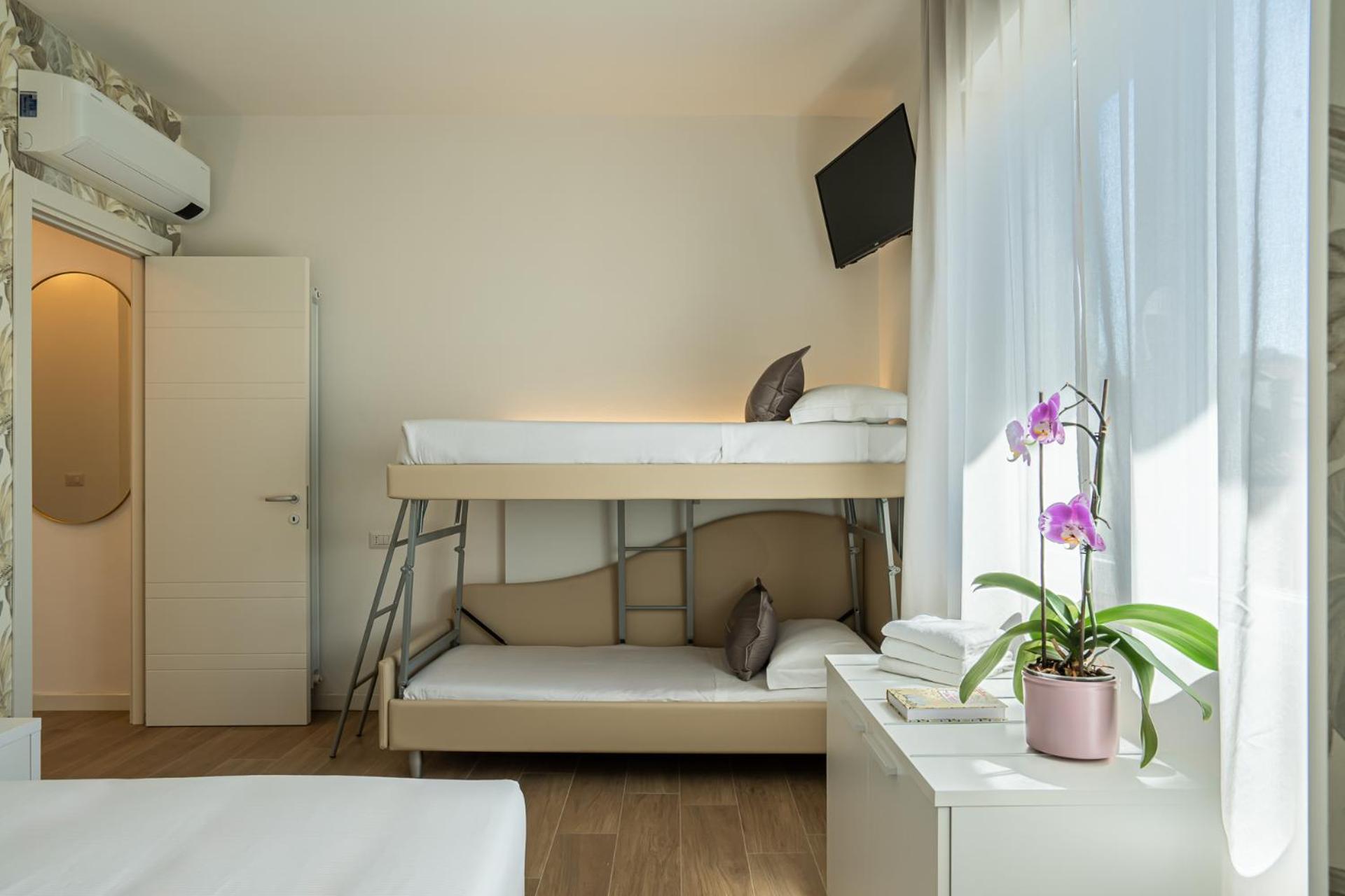 Inaugurazione 2024 - Villa Pratu Apartments A 100 Metri Dal Mare Riccione Bagian luar foto